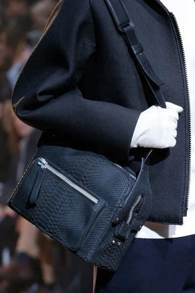 Look 38